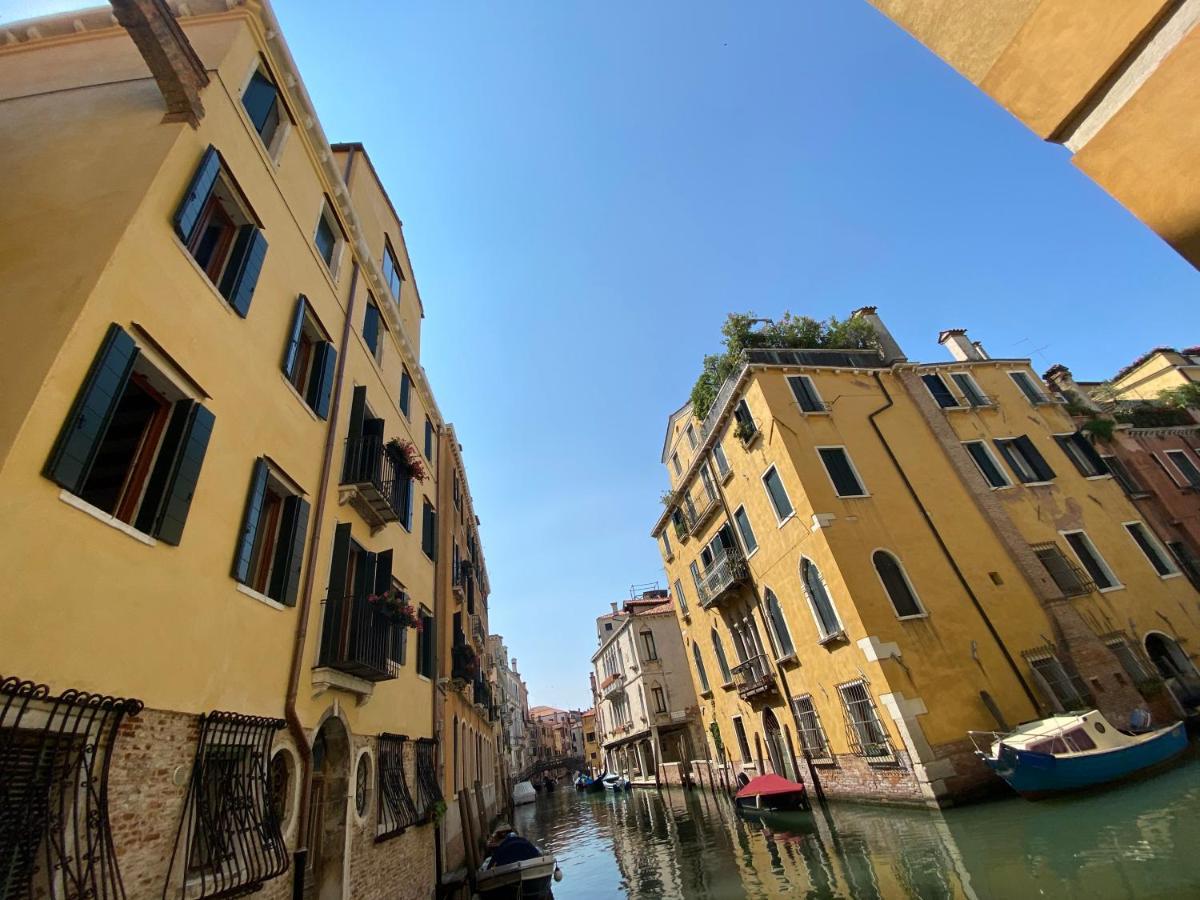 Suite House New Apartments Wi Fi Venice Island ภายนอก รูปภาพ