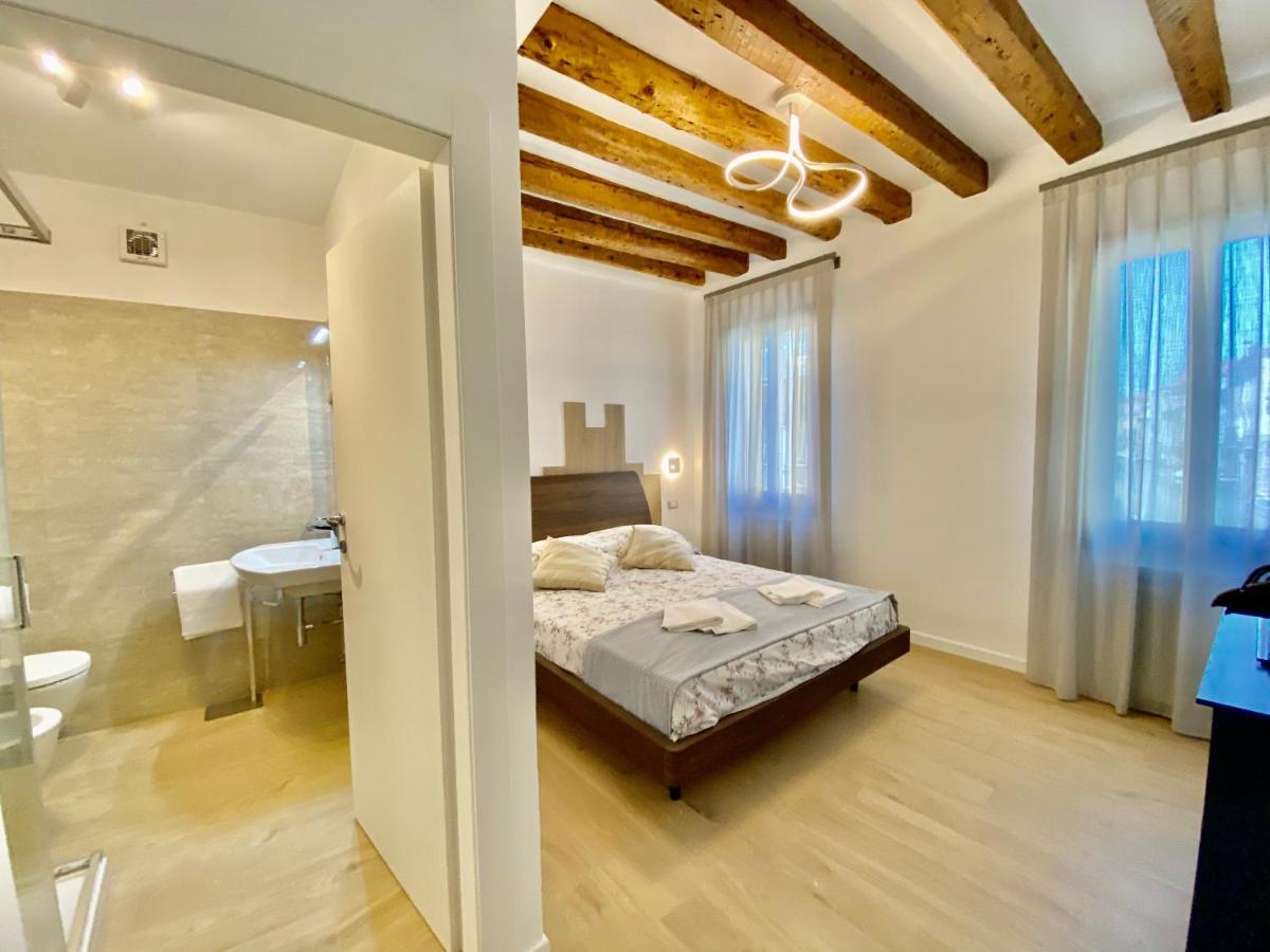 Suite House New Apartments Wi Fi Venice Island ภายนอก รูปภาพ