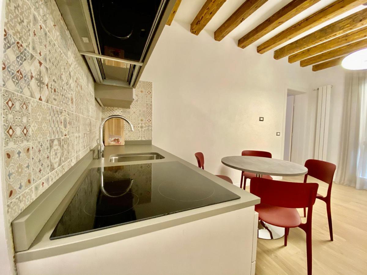 Suite House New Apartments Wi Fi Venice Island ภายนอก รูปภาพ