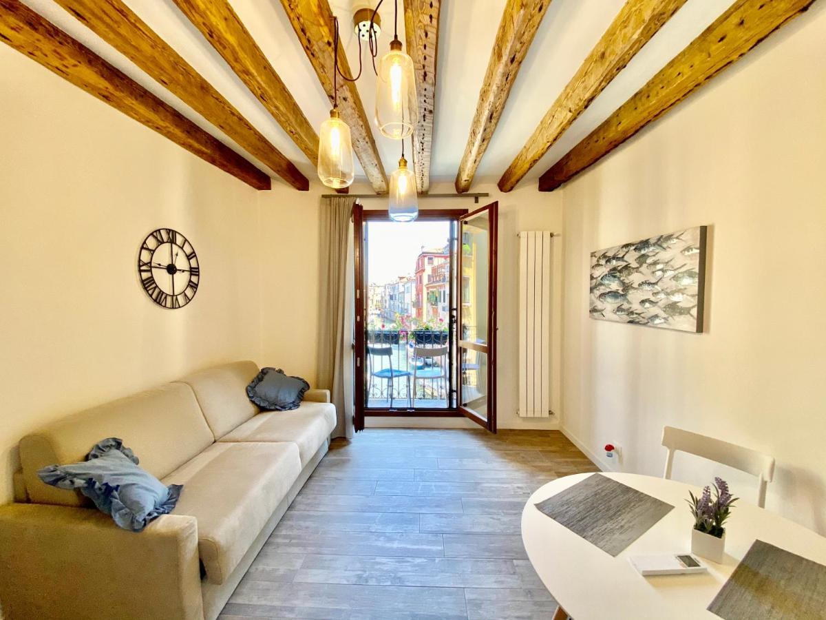 Suite House New Apartments Wi Fi Venice Island ภายนอก รูปภาพ