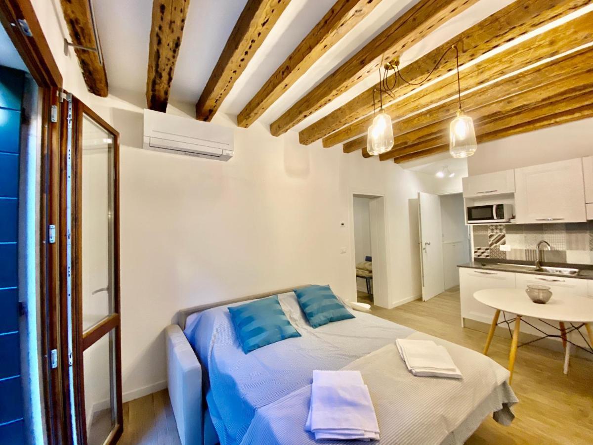 Suite House New Apartments Wi Fi Venice Island ภายนอก รูปภาพ