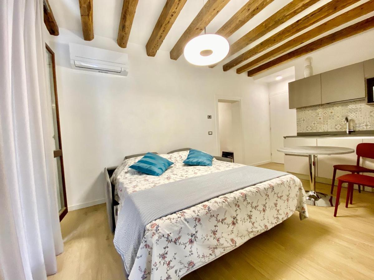 Suite House New Apartments Wi Fi Venice Island ภายนอก รูปภาพ
