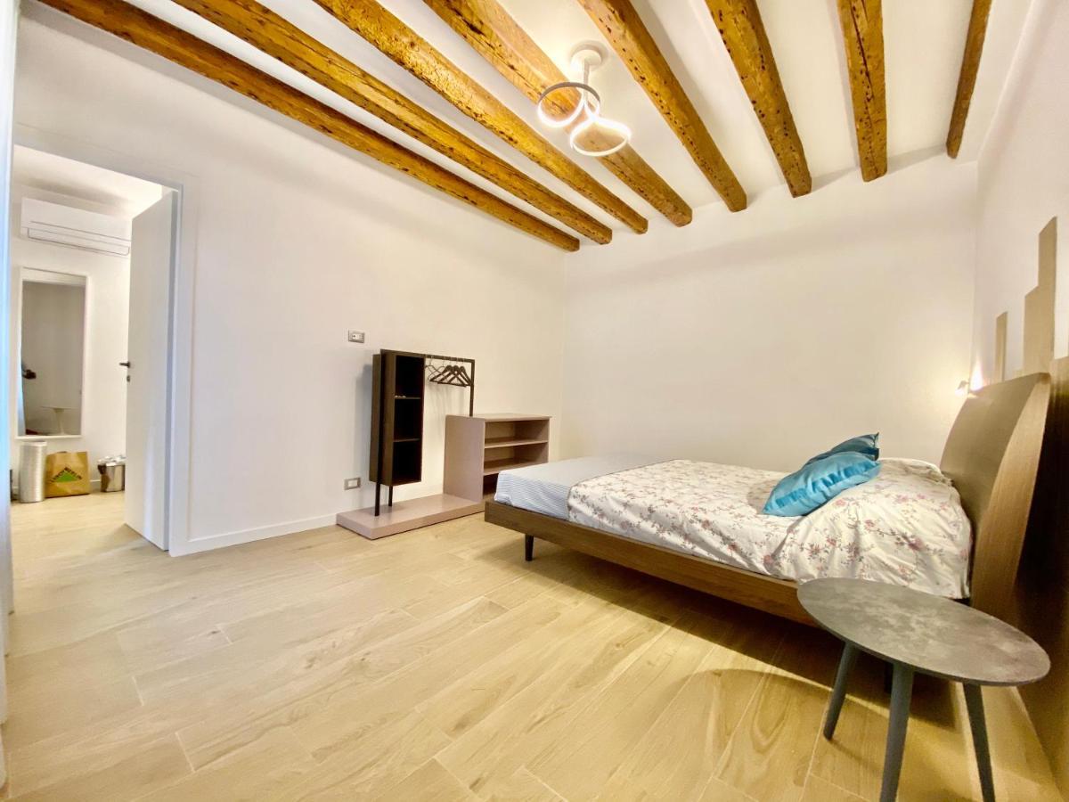 Suite House New Apartments Wi Fi Venice Island ภายนอก รูปภาพ
